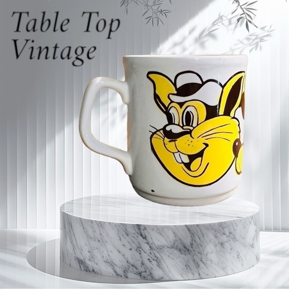 Table Tops Cartwrights Vintage Coffee Cup Made In Staffordshire England - Picture 1 of 5